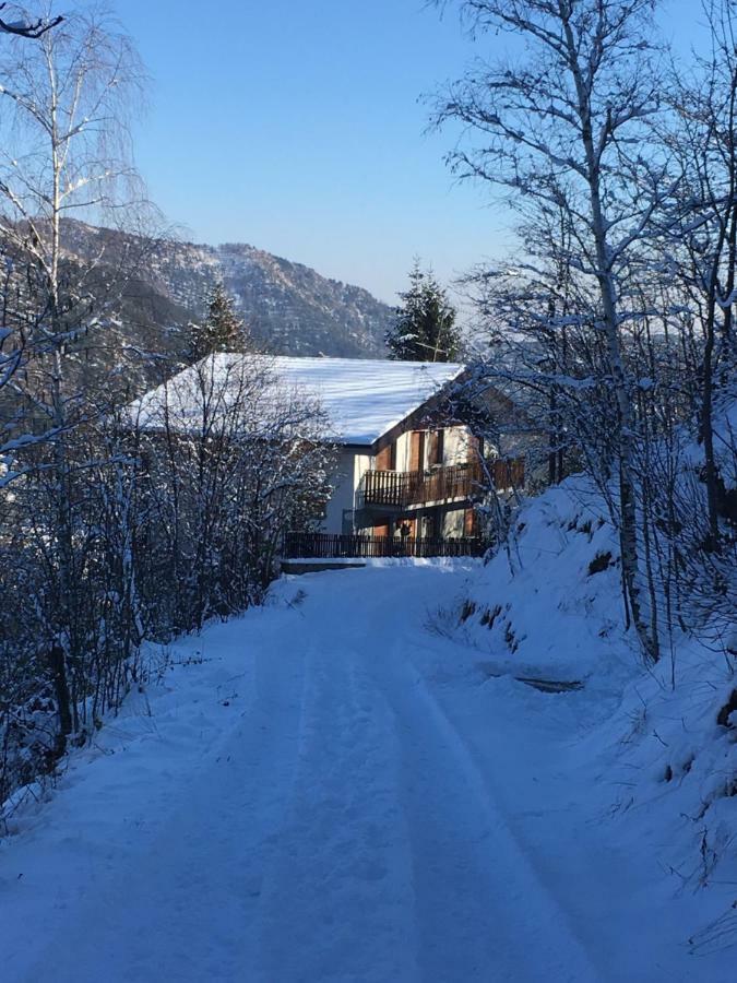 Gold Cave Relax Nel Bosco Ferienhaus Pessinetto